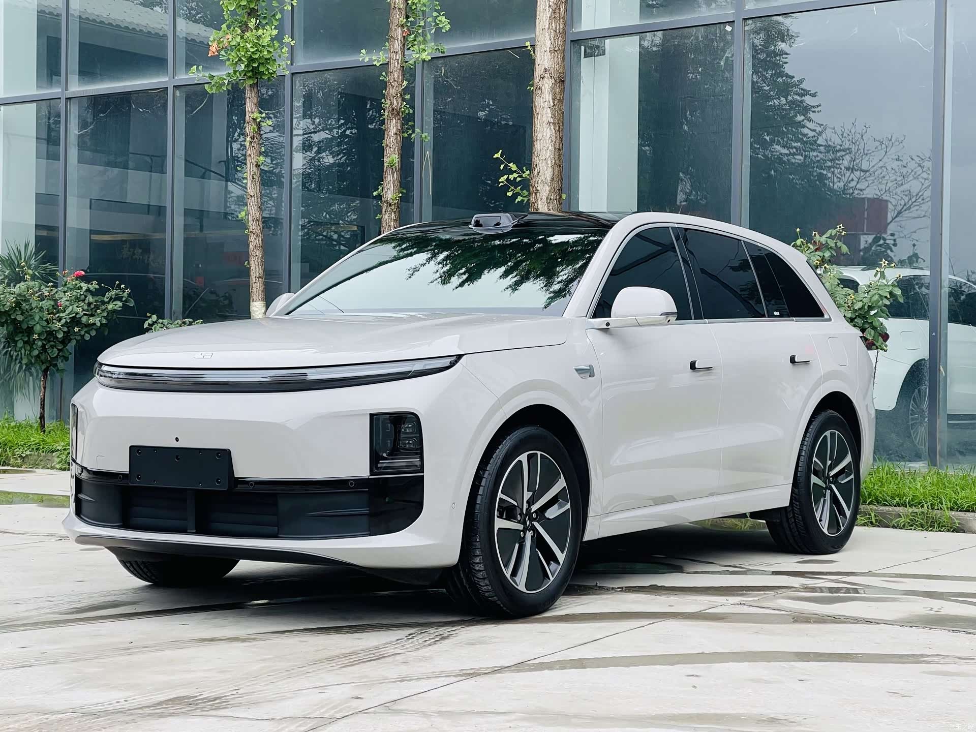 Li Auto L6, 2025 1
