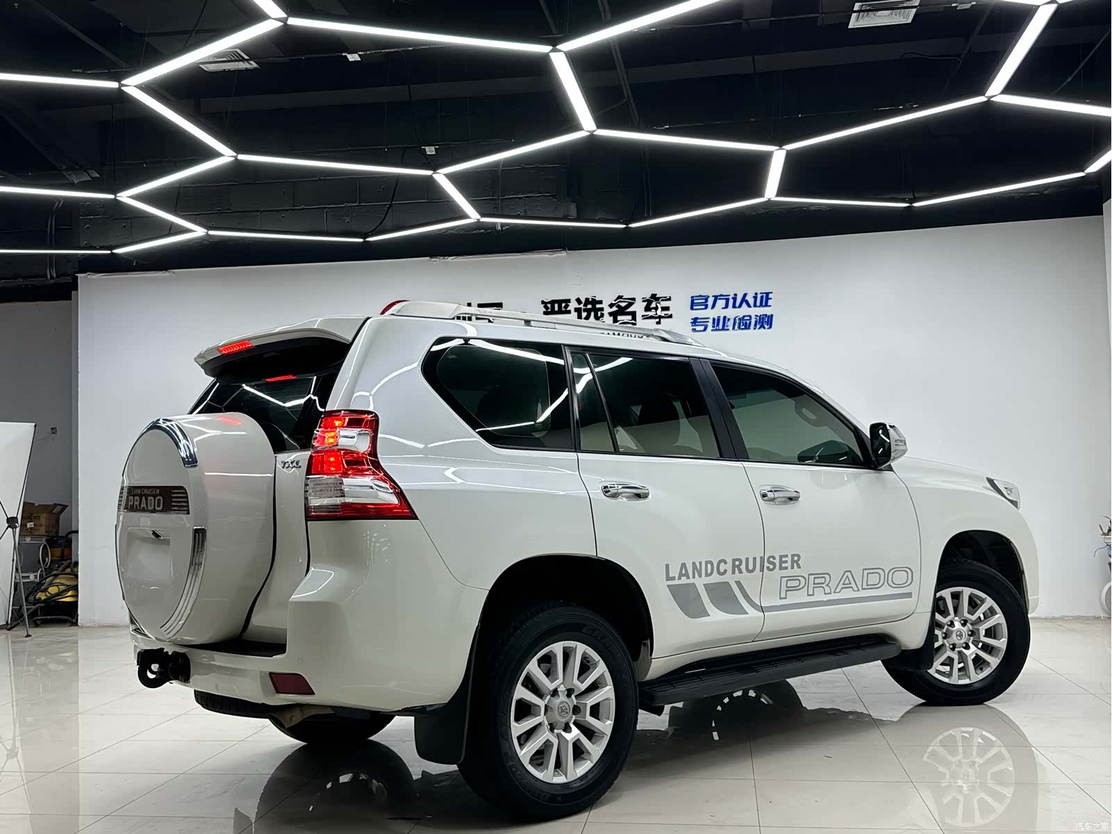 Toyota Prado, 2017 все фото