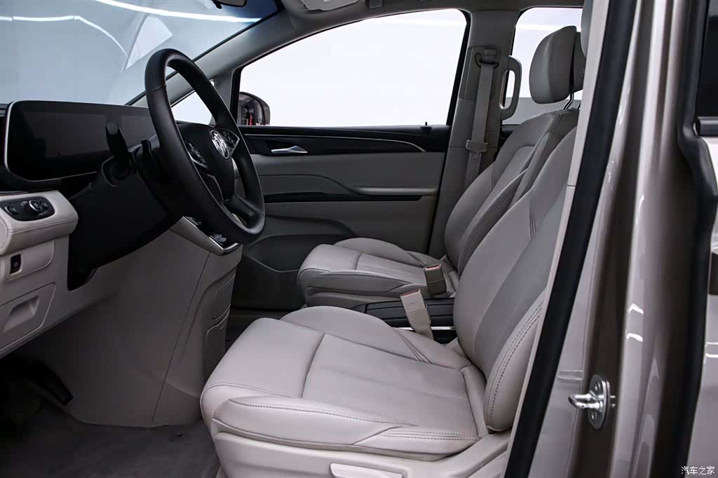 Buick GL8, 2024 12