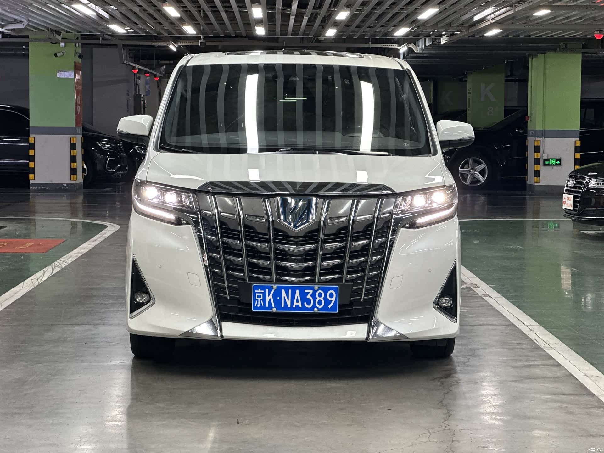 Toyota Alphard, 2021 2