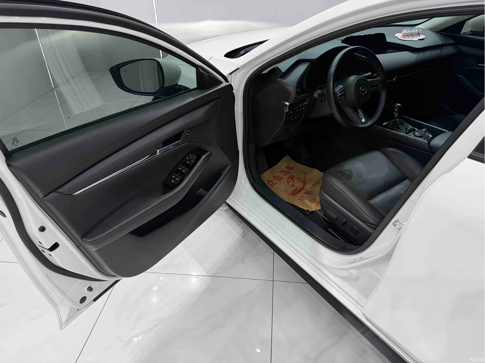 Mazda Mazda3, 2022 10