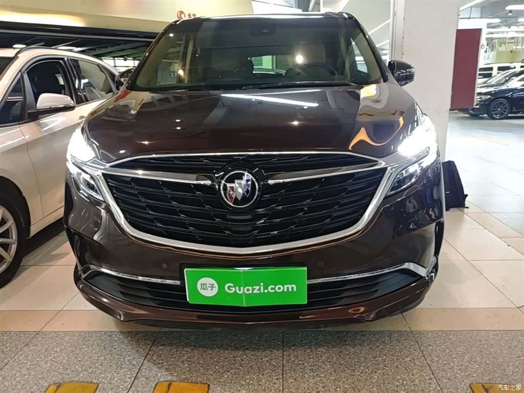 Buick GL8, 2021 3