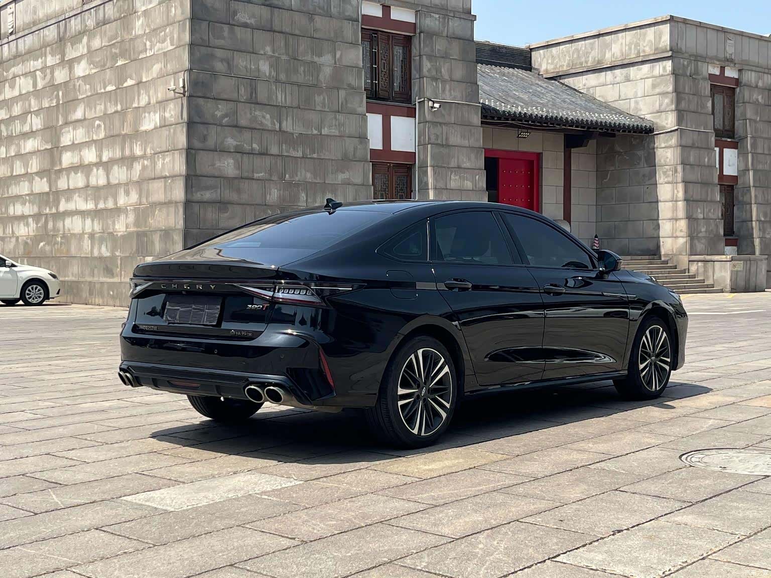 Chery Arrizo 8, 2023 все фото