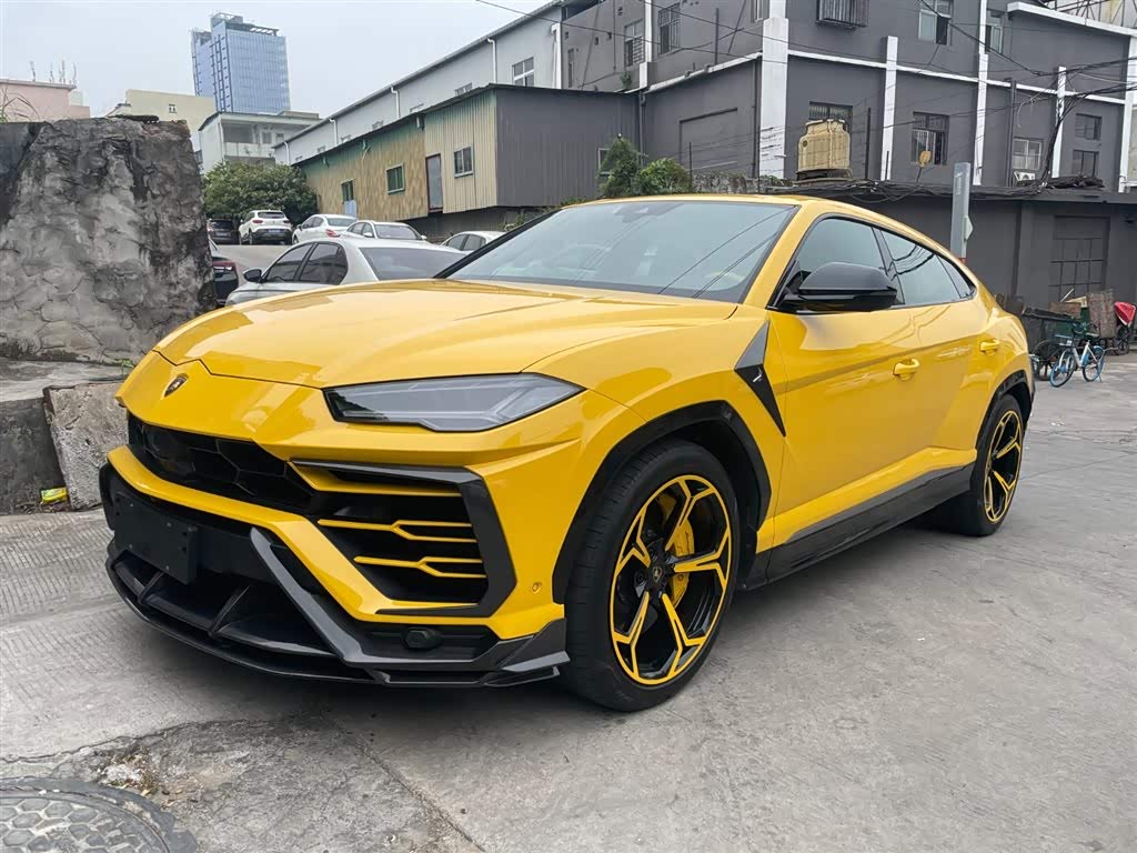 Lamborghini Urus