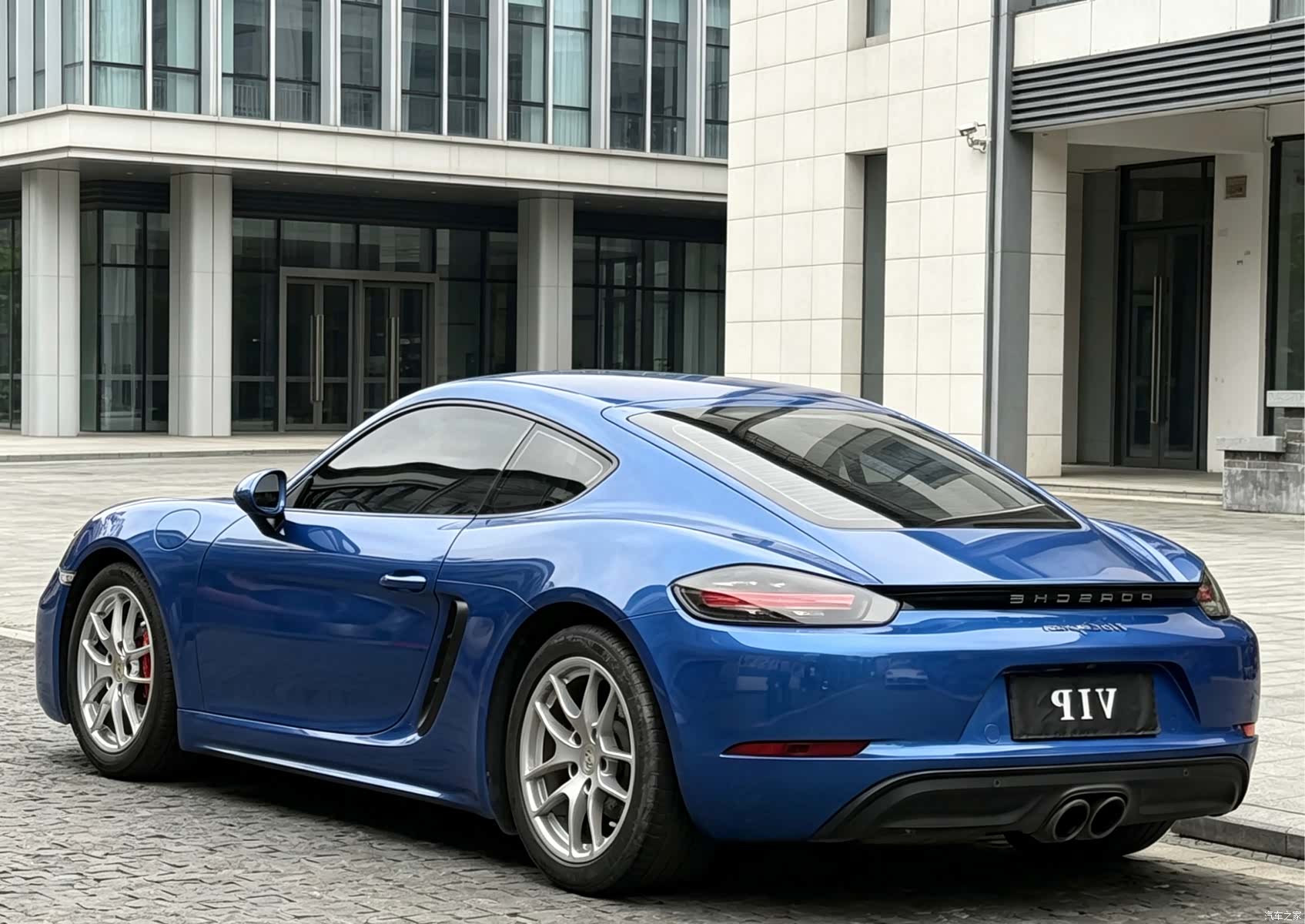Porsche Cayman, 2017 9