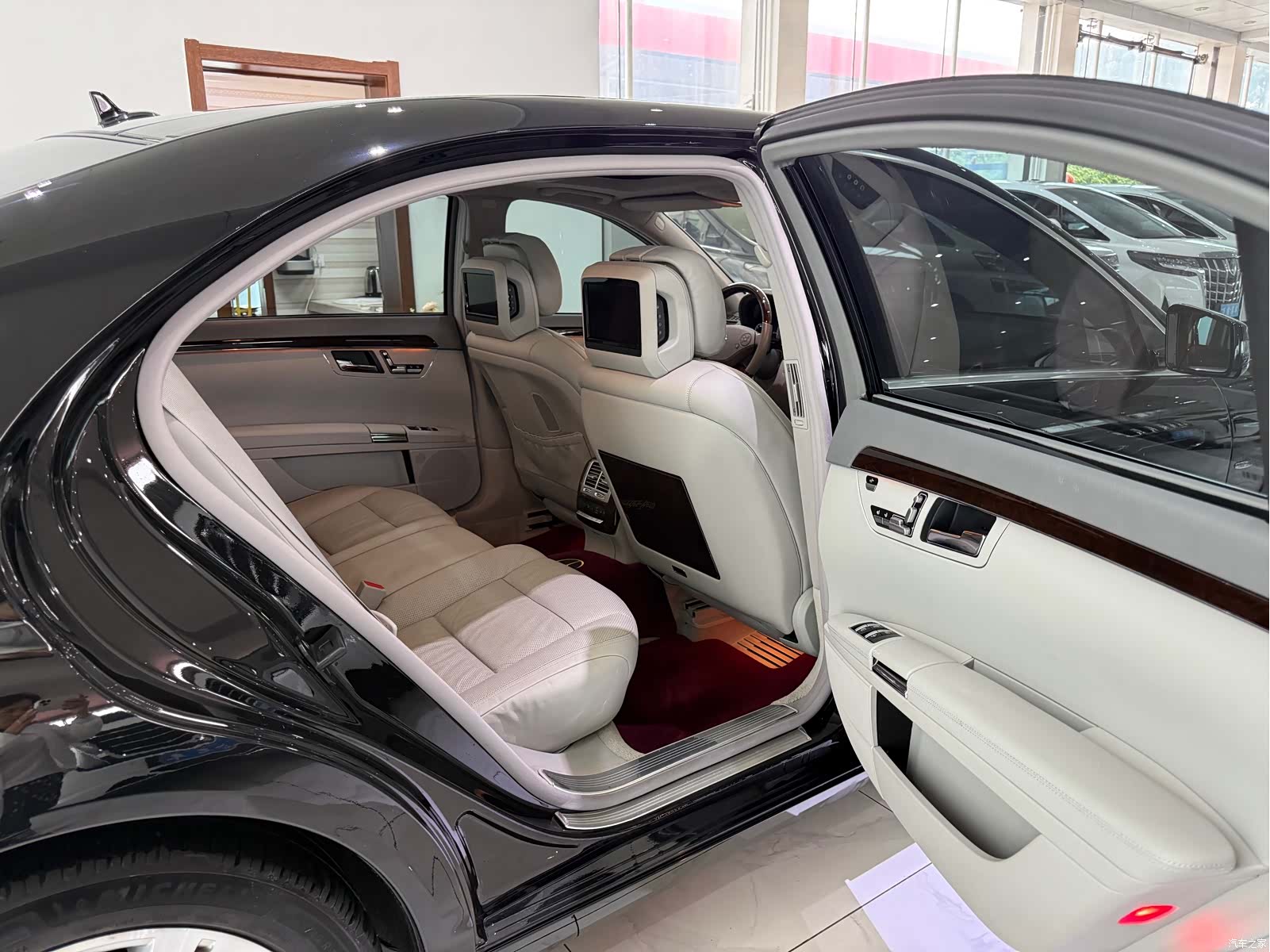 Mercedes-Benz S-Class, 2012 9