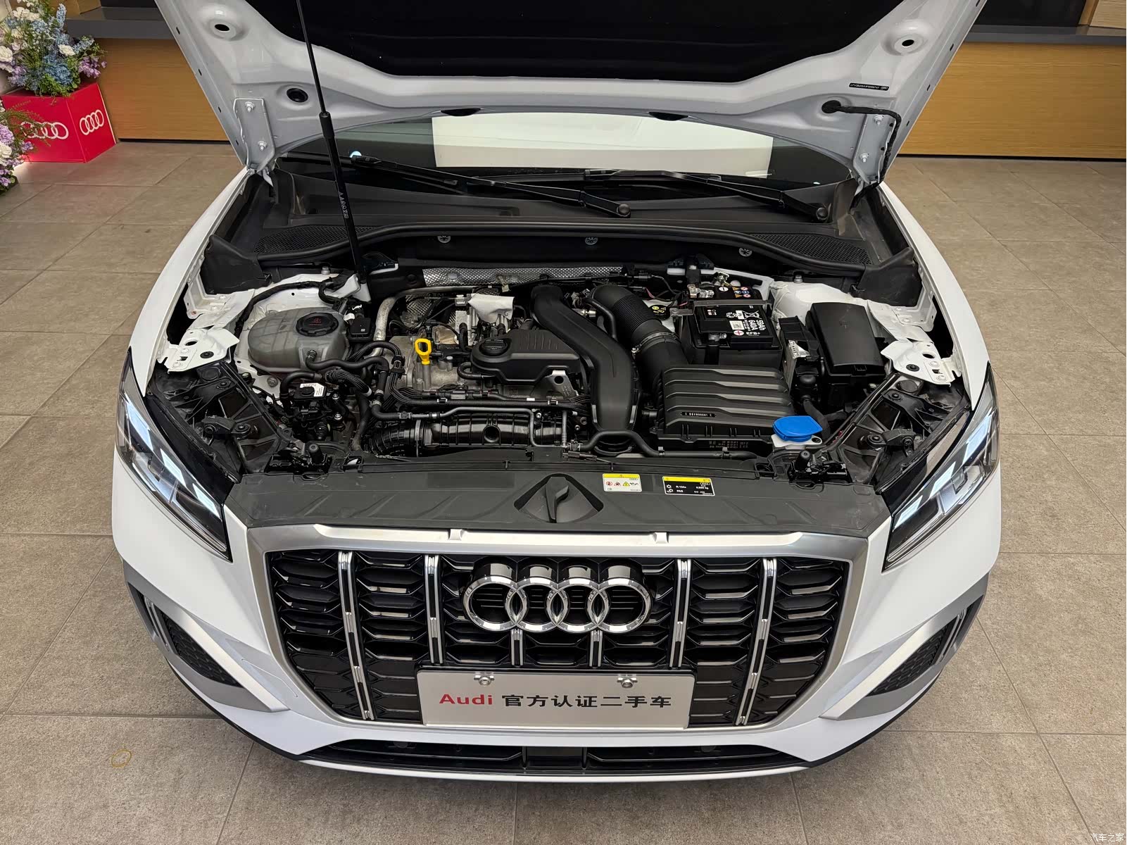 Audi Q2L, 2024 6