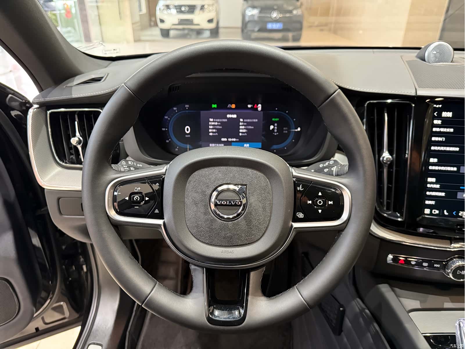 Volvo XC60, 2024 9