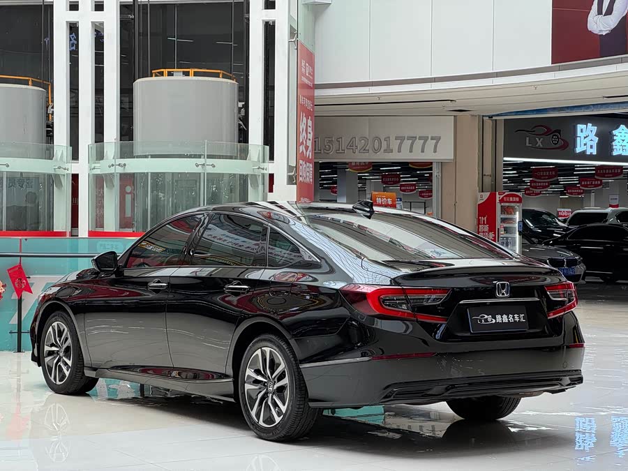 Honda Accord 2023, фото 11