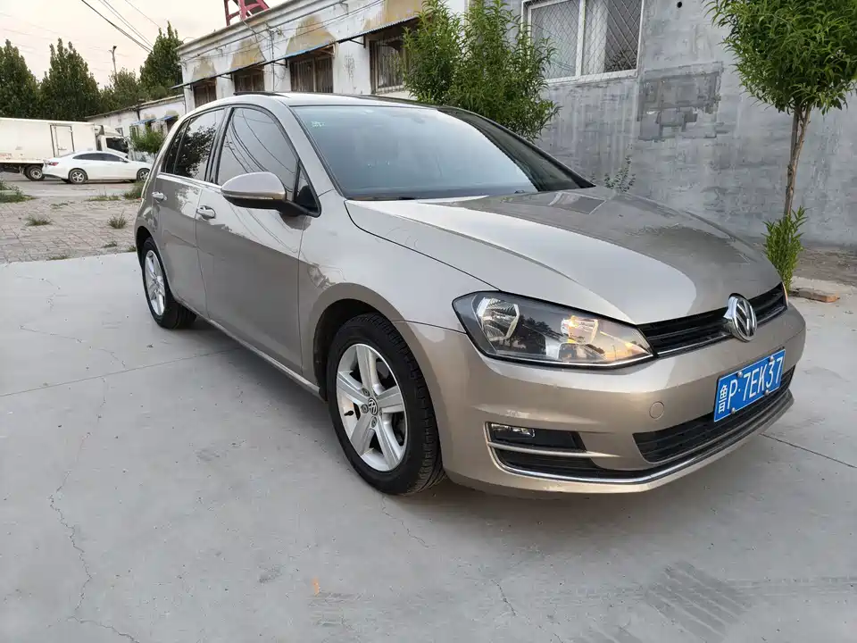 Volkswagen golf