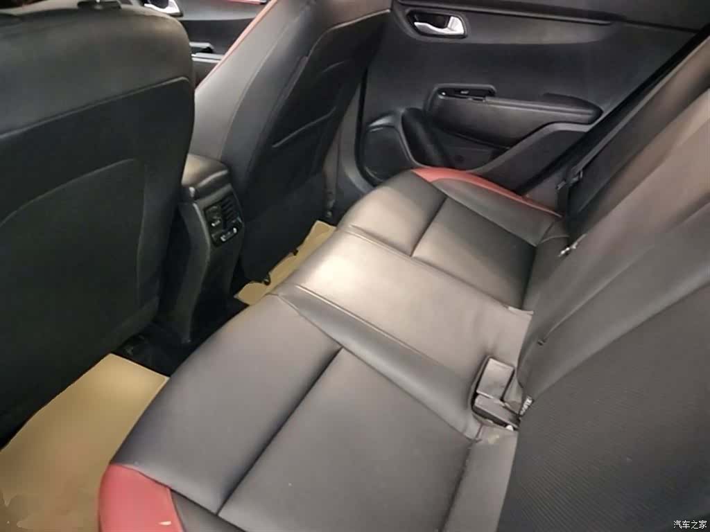 Kia KX, 2019 13