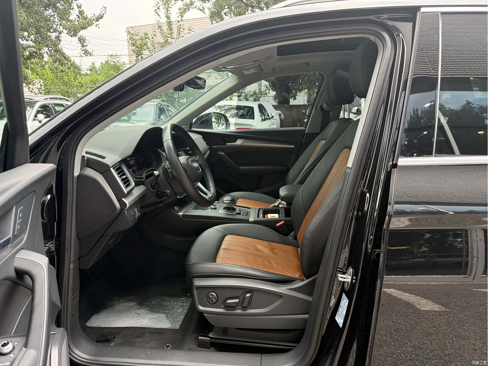 Audi Q5L, 2020 4
