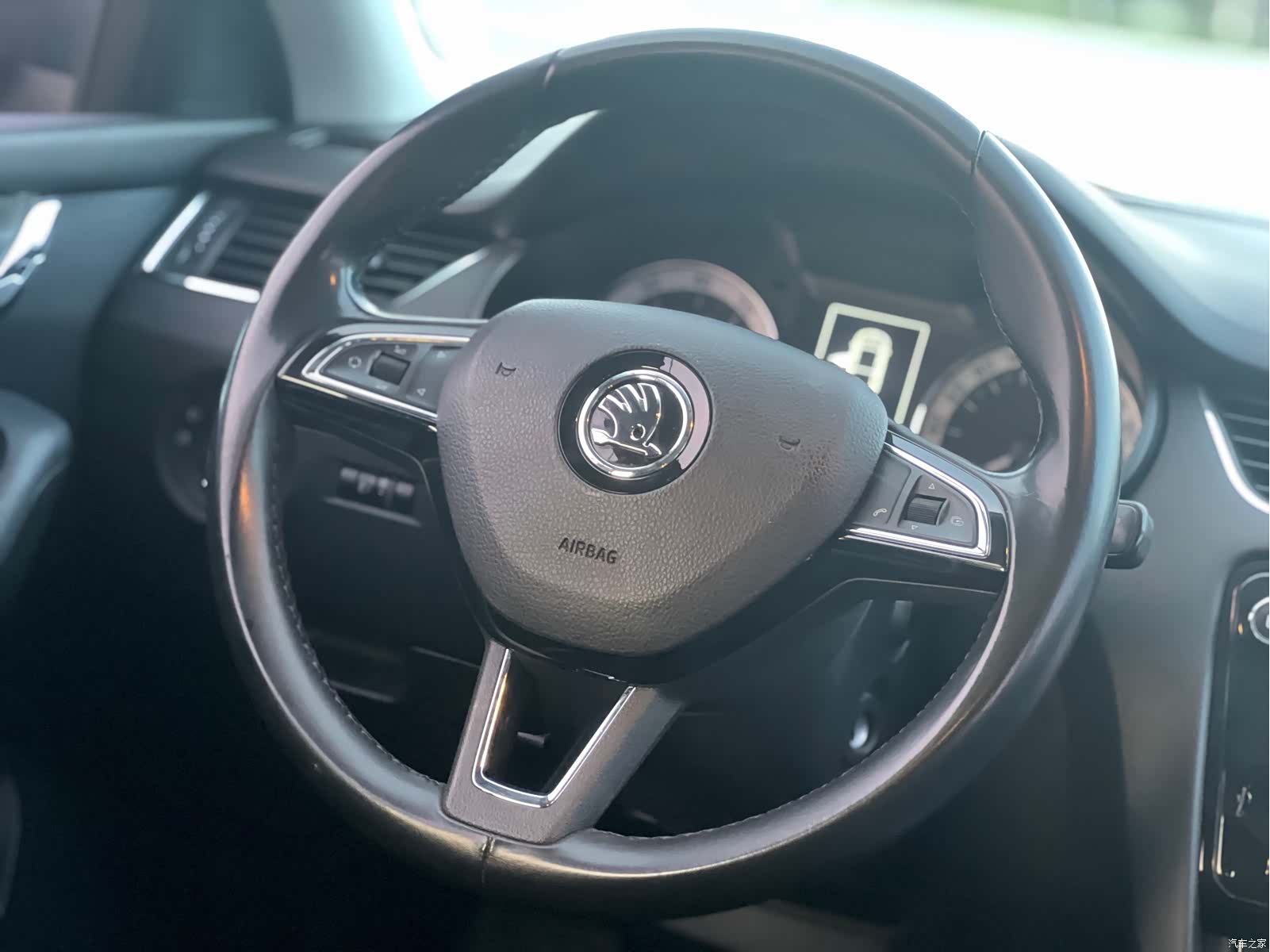 Skoda Octavia, 2018 8