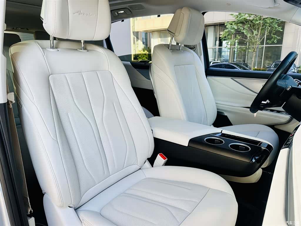 Buick GL8, 2024 7