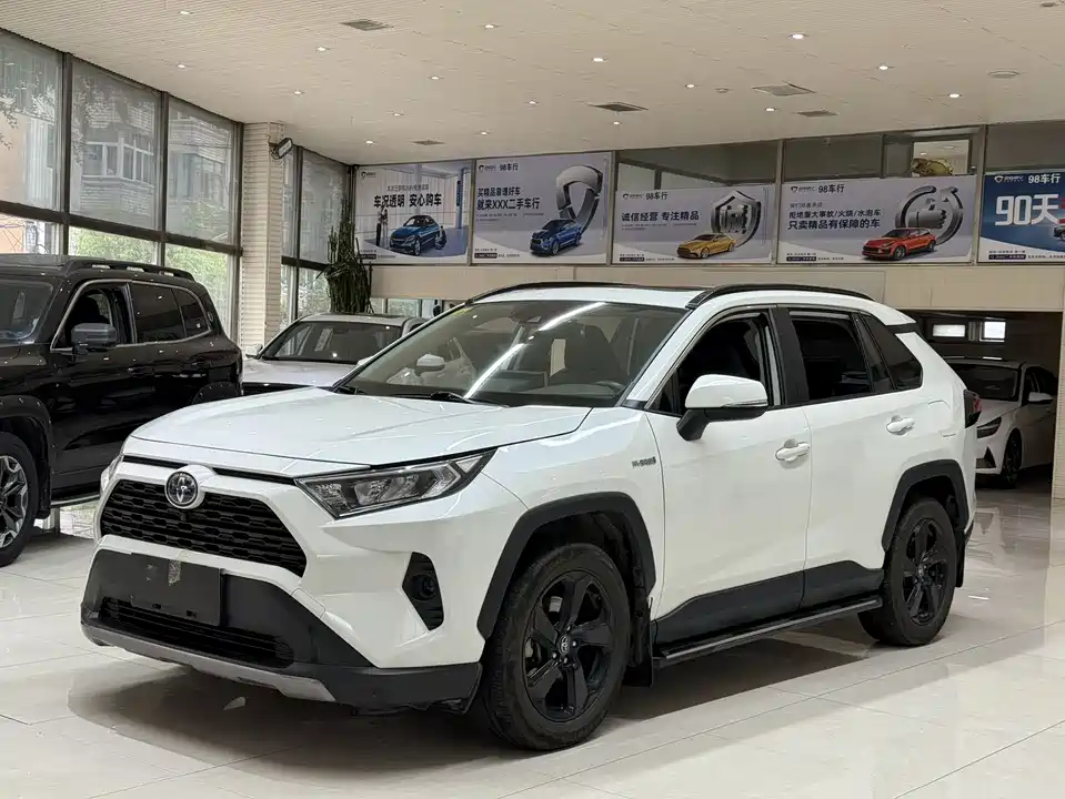Toyota RAV4 Rongfang