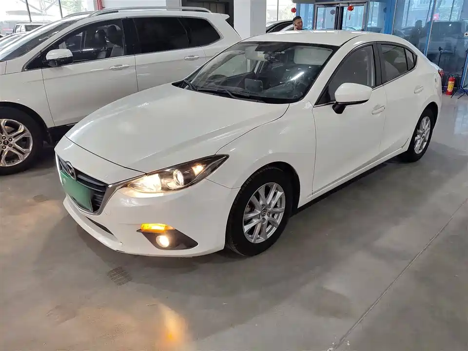 Mazda 3 Angkesaila