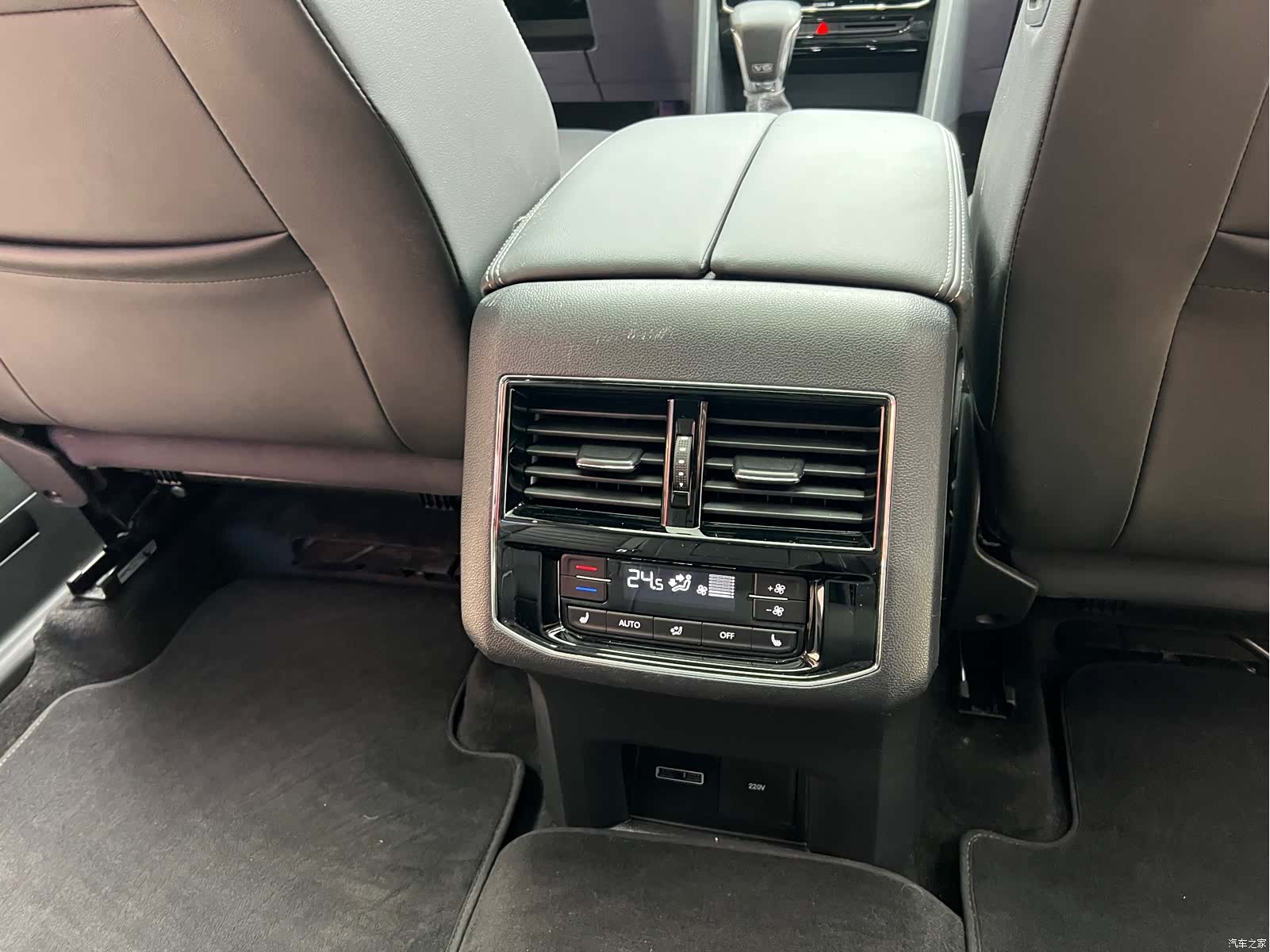 Volkswagen Teramont, 2017 22