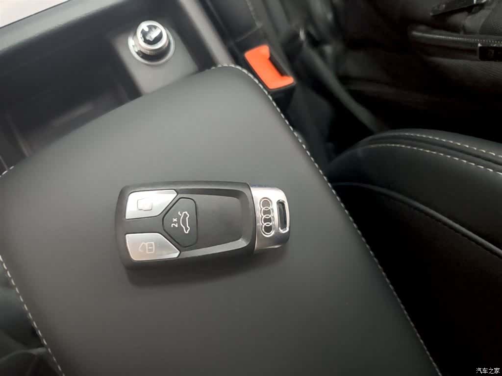 Audi A4L, 2024 9