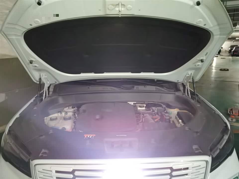 Geely Monjaro plug-in-hybrid