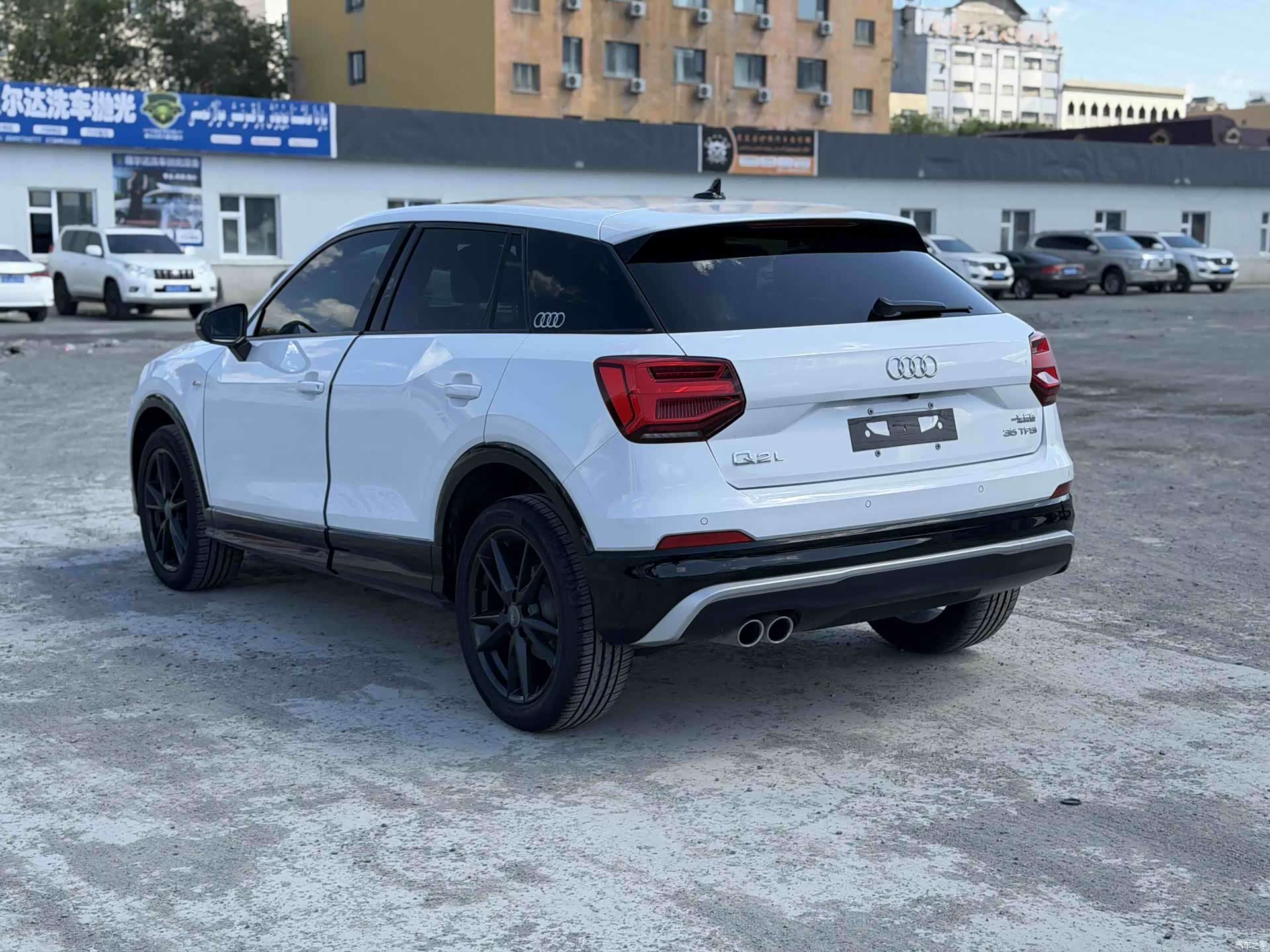Audi Q2L, 2021 8