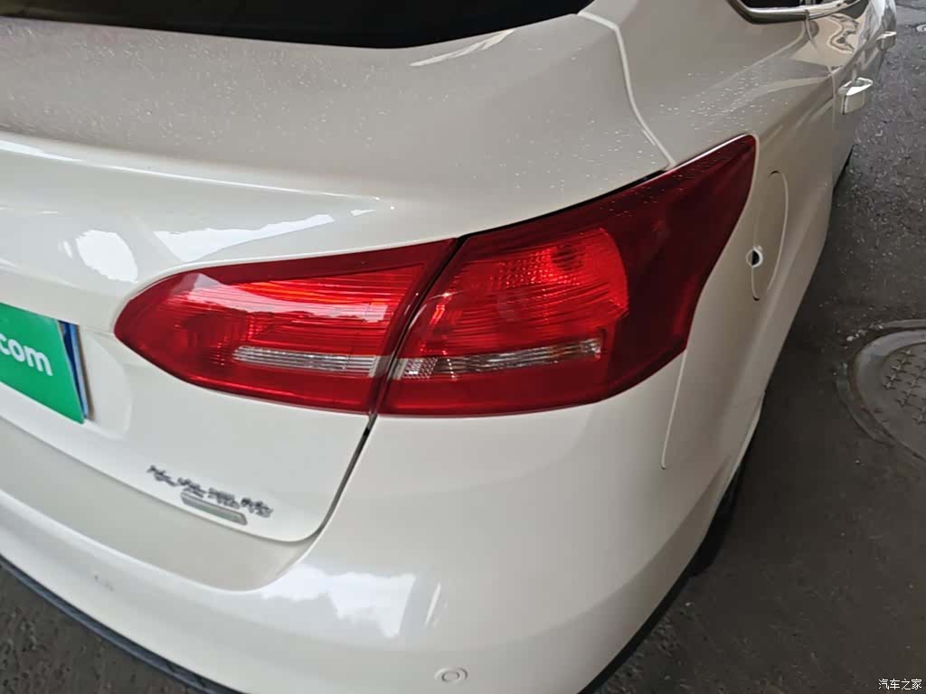 Ford Focus, 2016 8