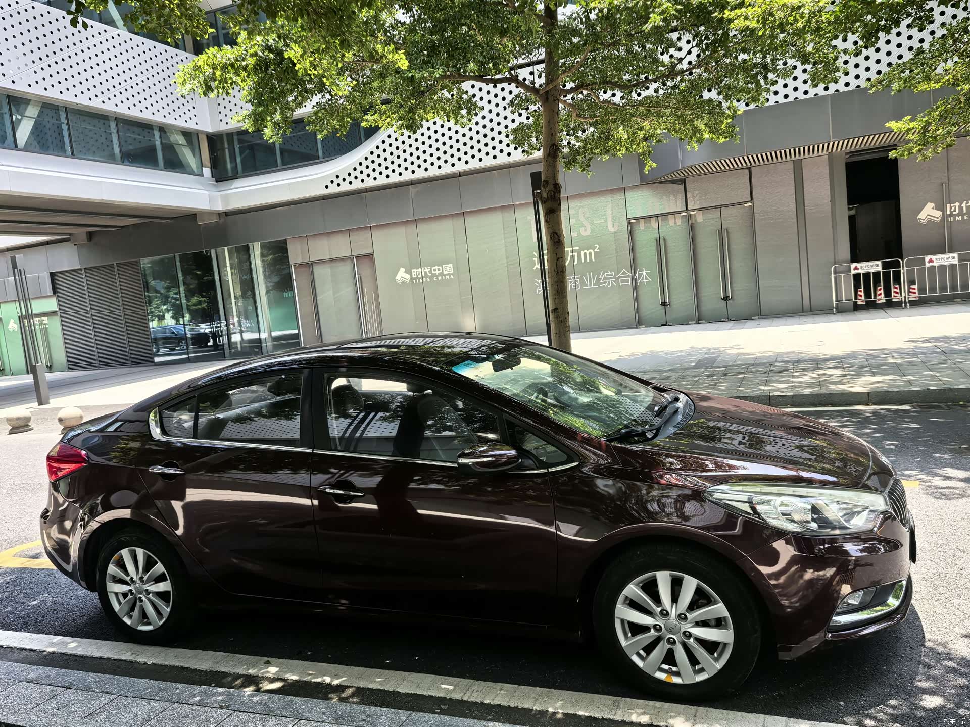 Kia K3, 2012 4