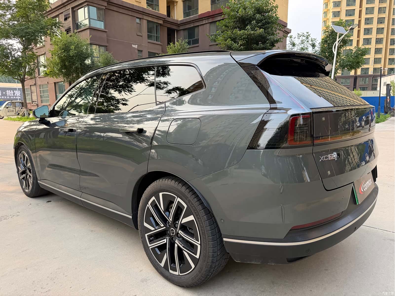 Volvo XC70, 2025 10