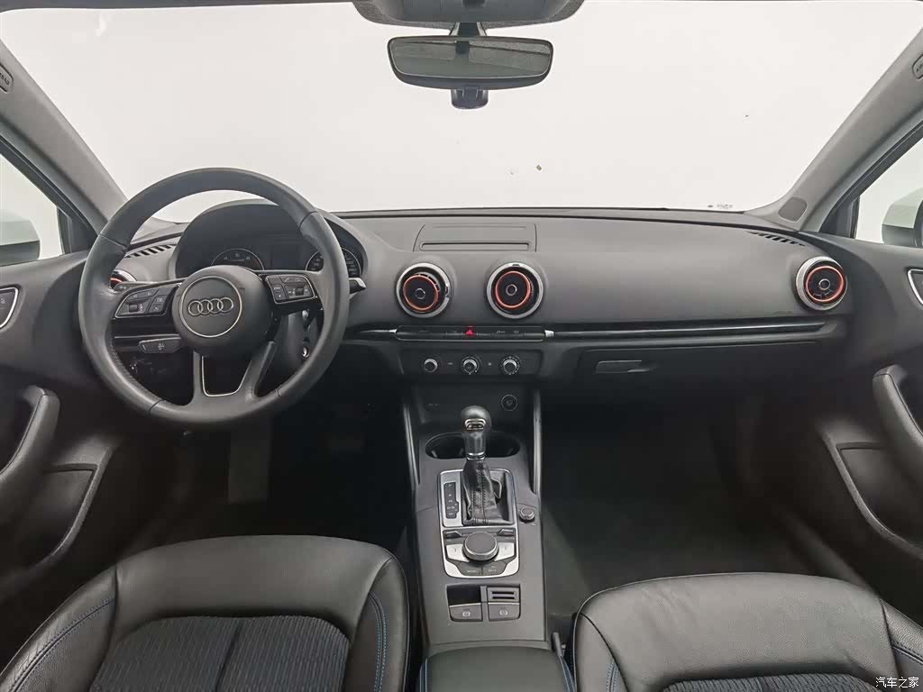 Audi A3, 2020 все фото