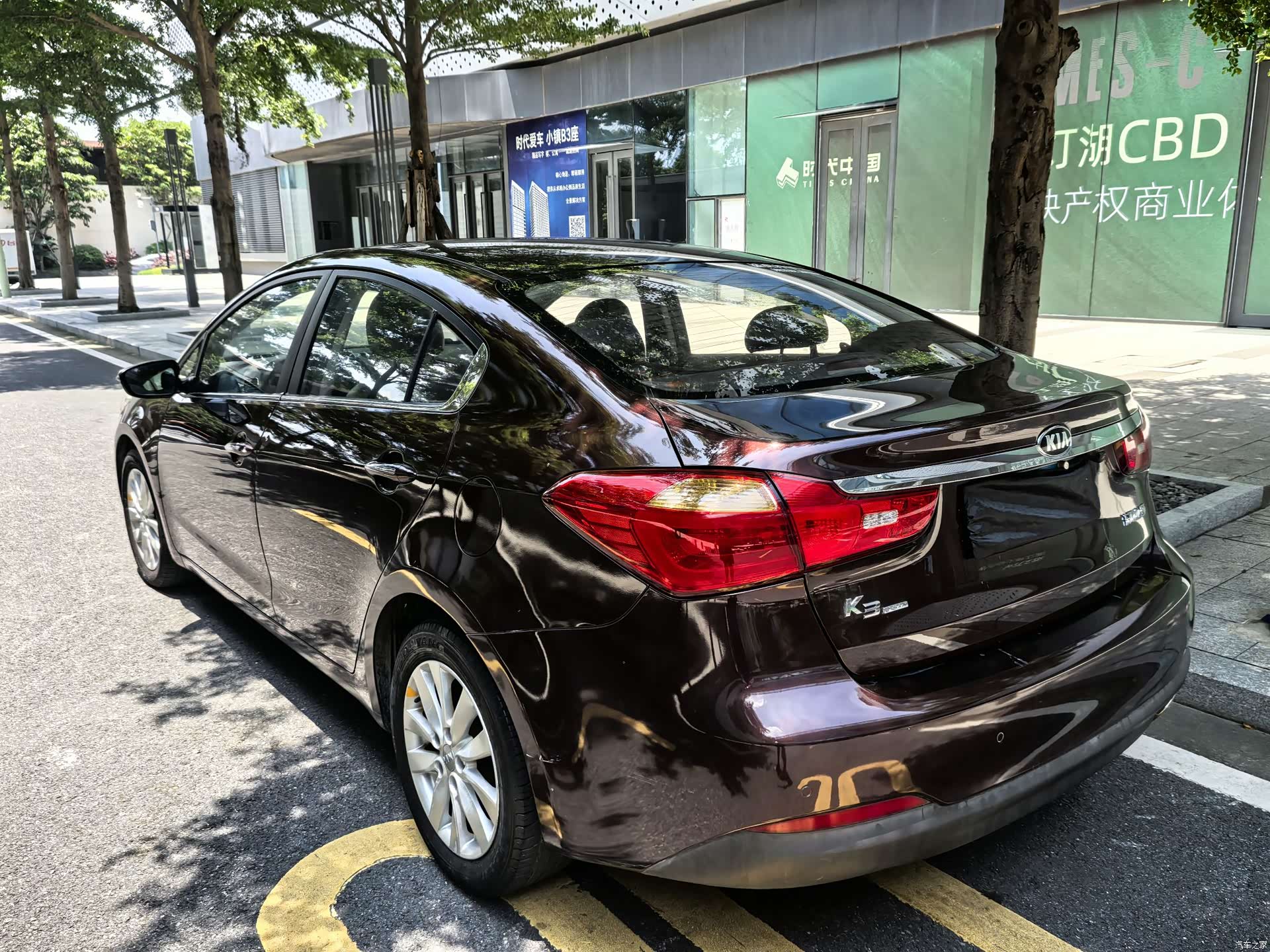 Kia K3, 2012 7