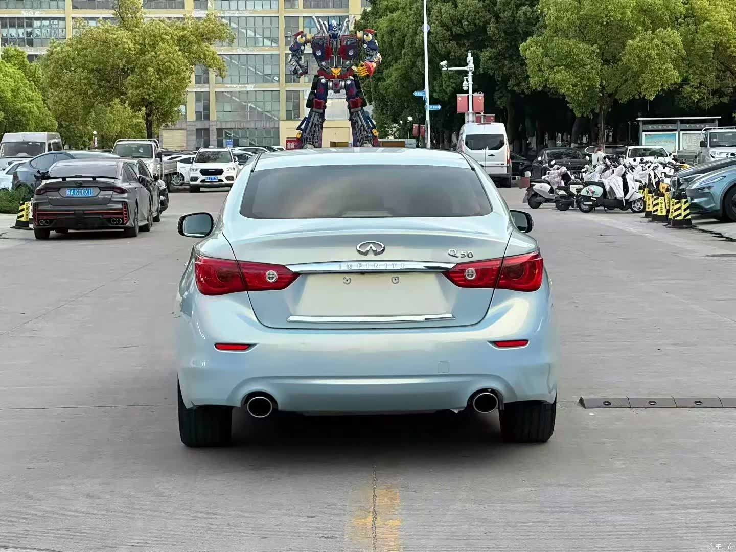 Infiniti Q50, 2014 все фото