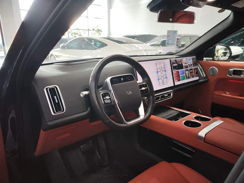 Li Auto Ideal L8