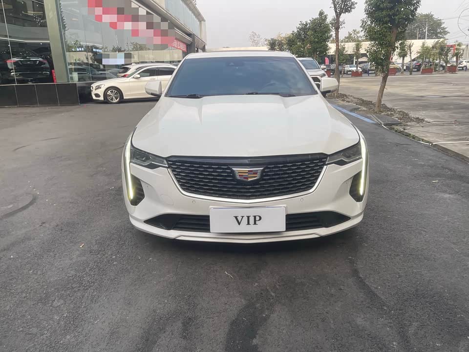 Cadillac CT4
