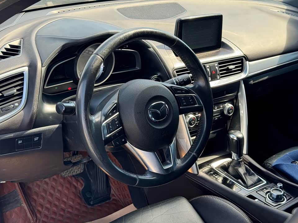 Mazda CX-4