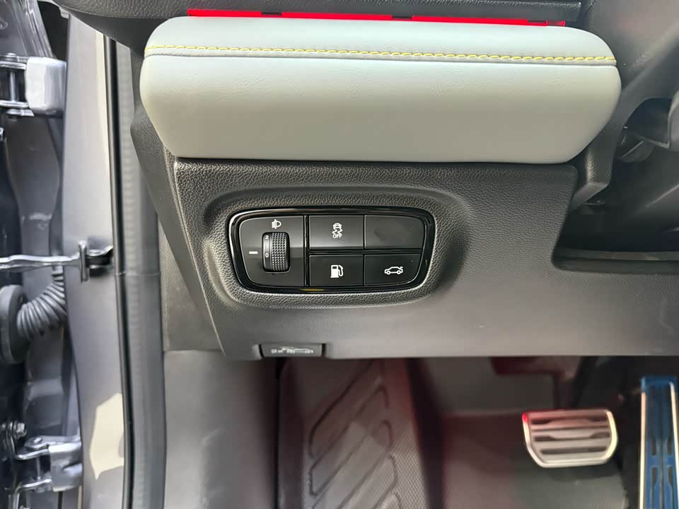 Trumpchi Shadow Leopard