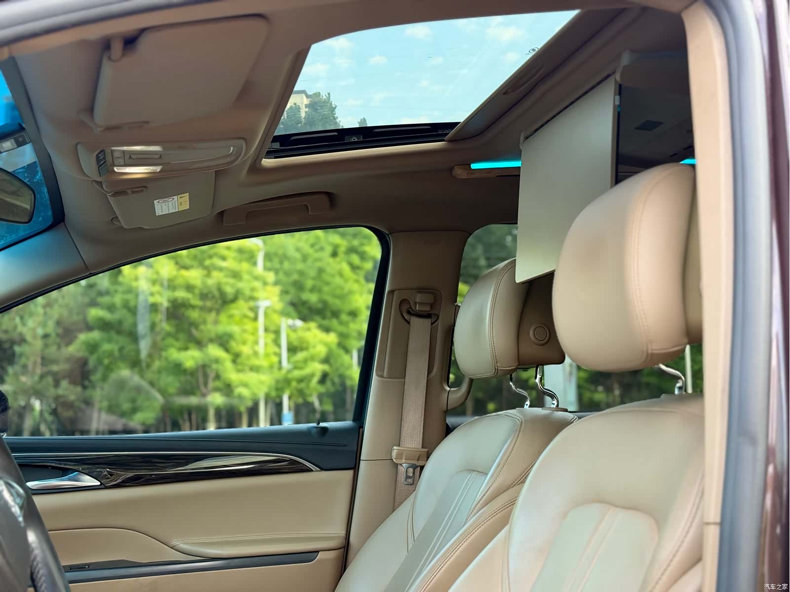 Buick GL8, 2019 9