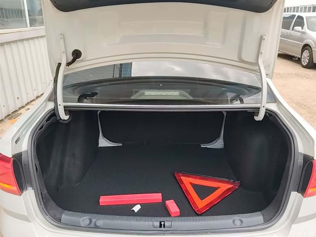 Volkswagen Lavida, 2016 19