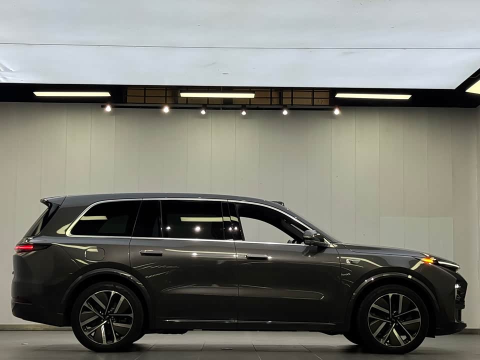 Li Auto Ideal L9