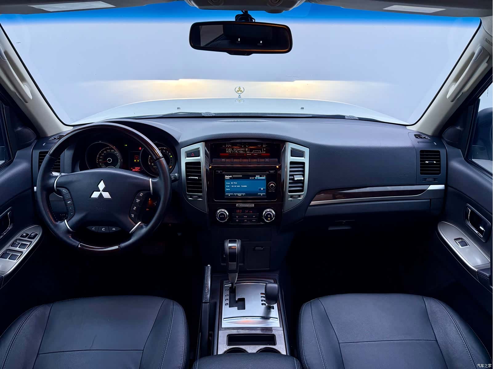 Mitsubishi Pajero, 2019 12