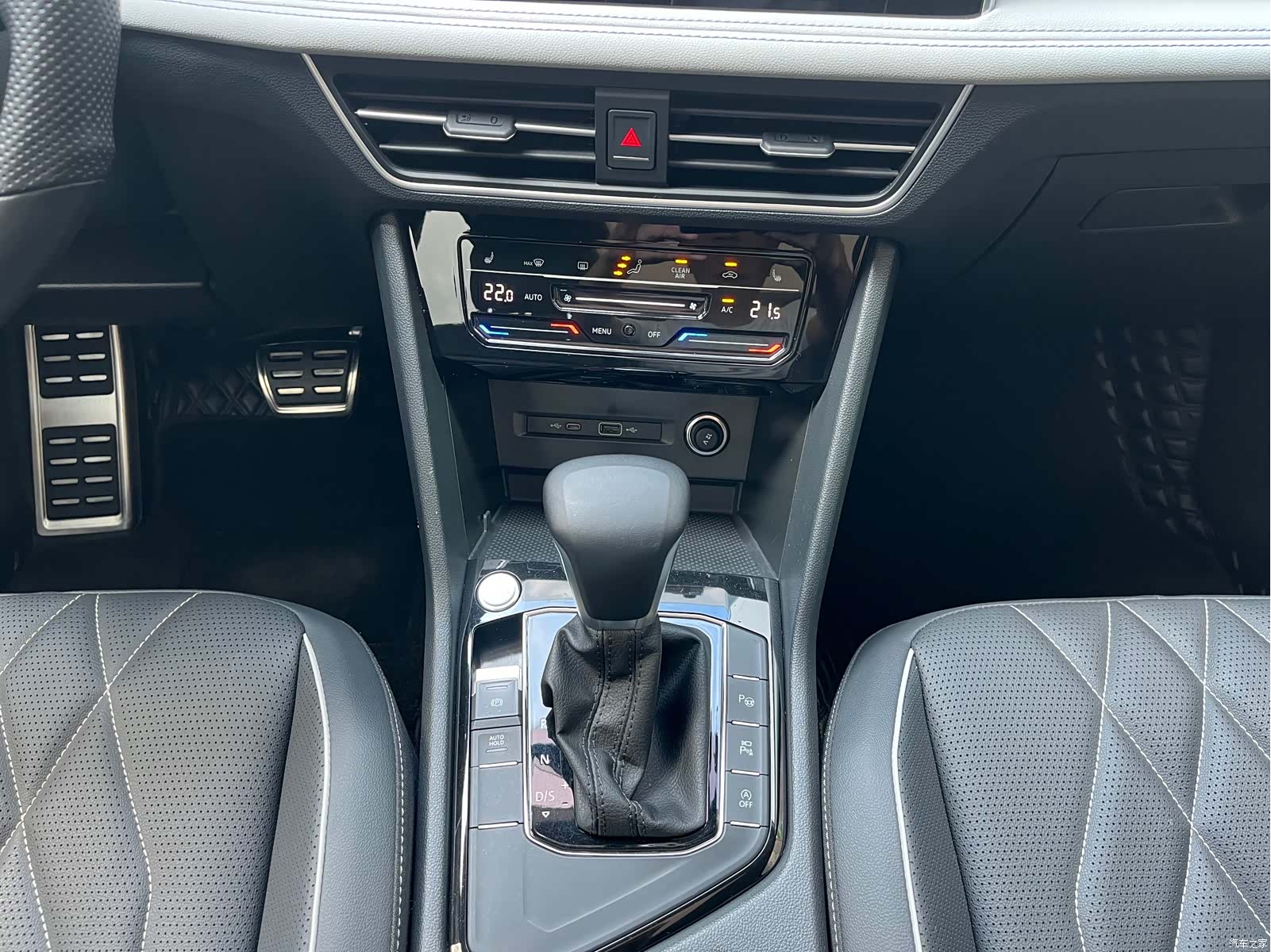 Volkswagen Tiguan L, 2024 11