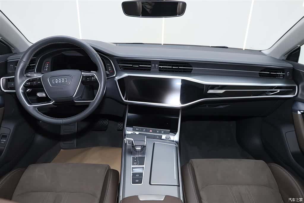 Audi A7L, 2024 13