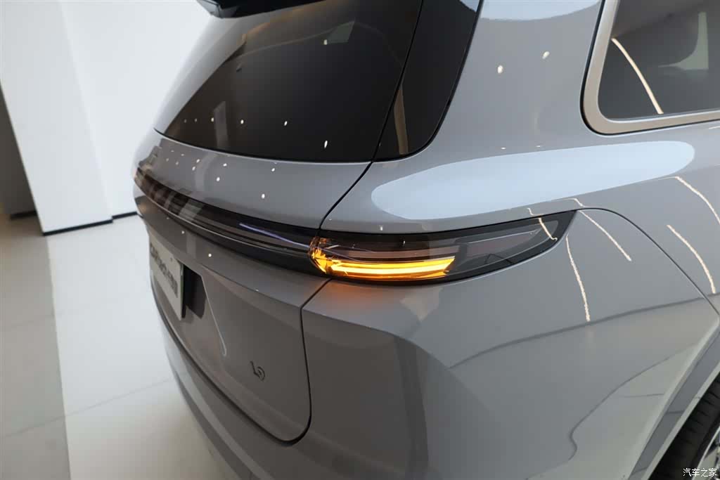 Li Auto L9, 2025 11