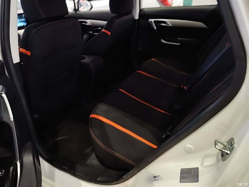 BAIC A6, 2021 17