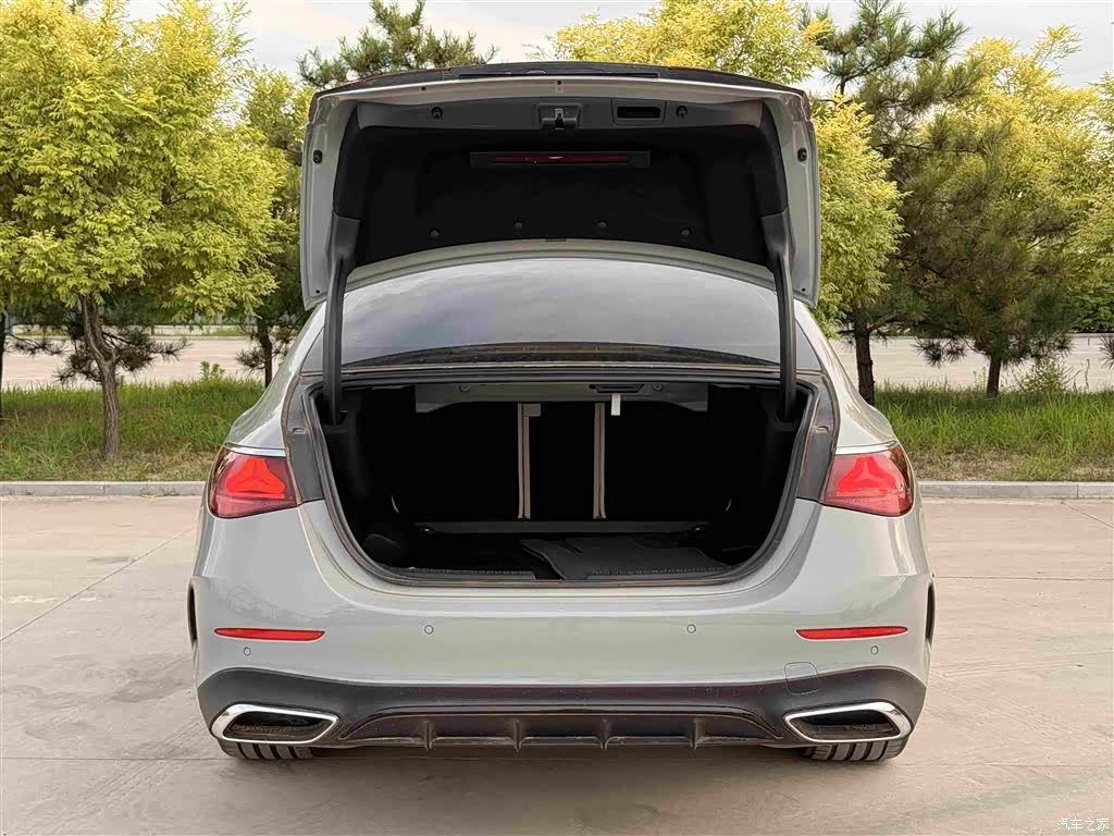 Mercedes-Benz E-Class, 2026 25