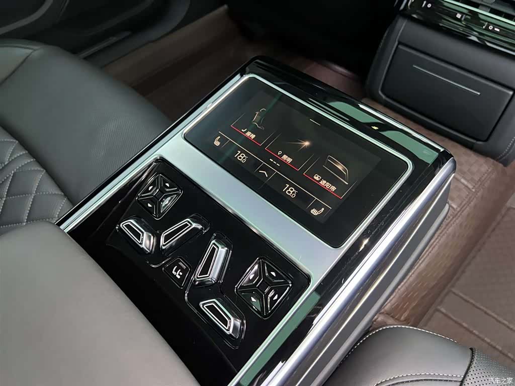 Audi A8L, 2022 22