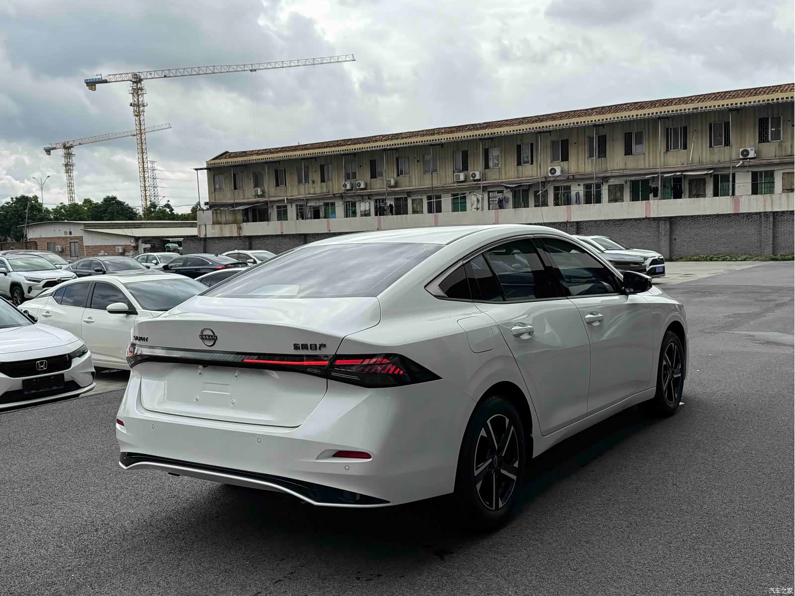Nissan Sylphy, 2026 9