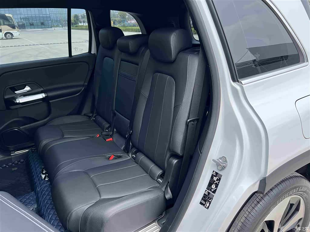 Mercedes-Benz GLB, 2021 13