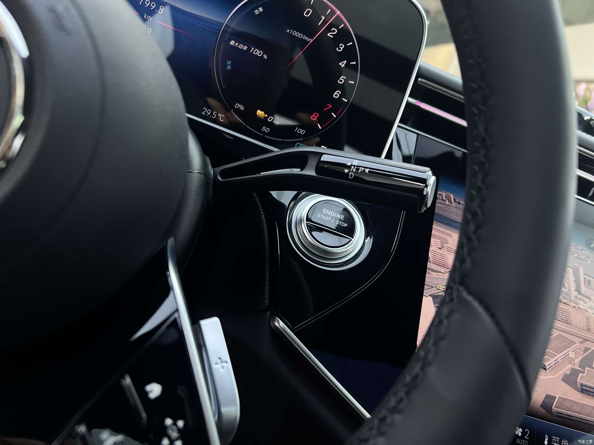 Mercedes-Benz E-Class, 2025 19
