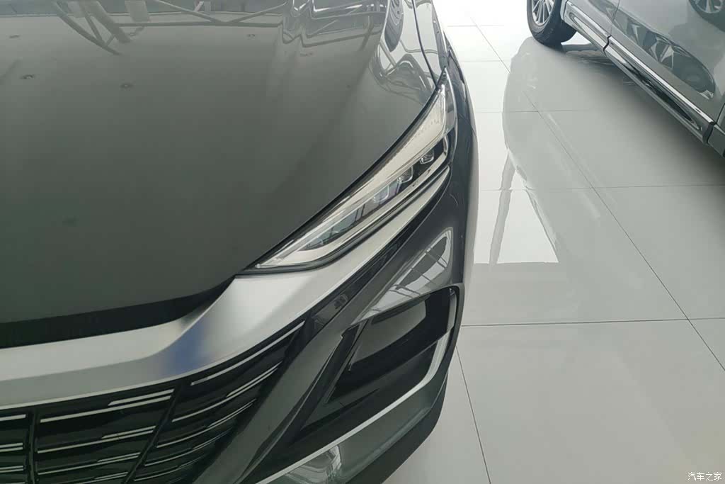 Changan CS75, 2026 все фото
