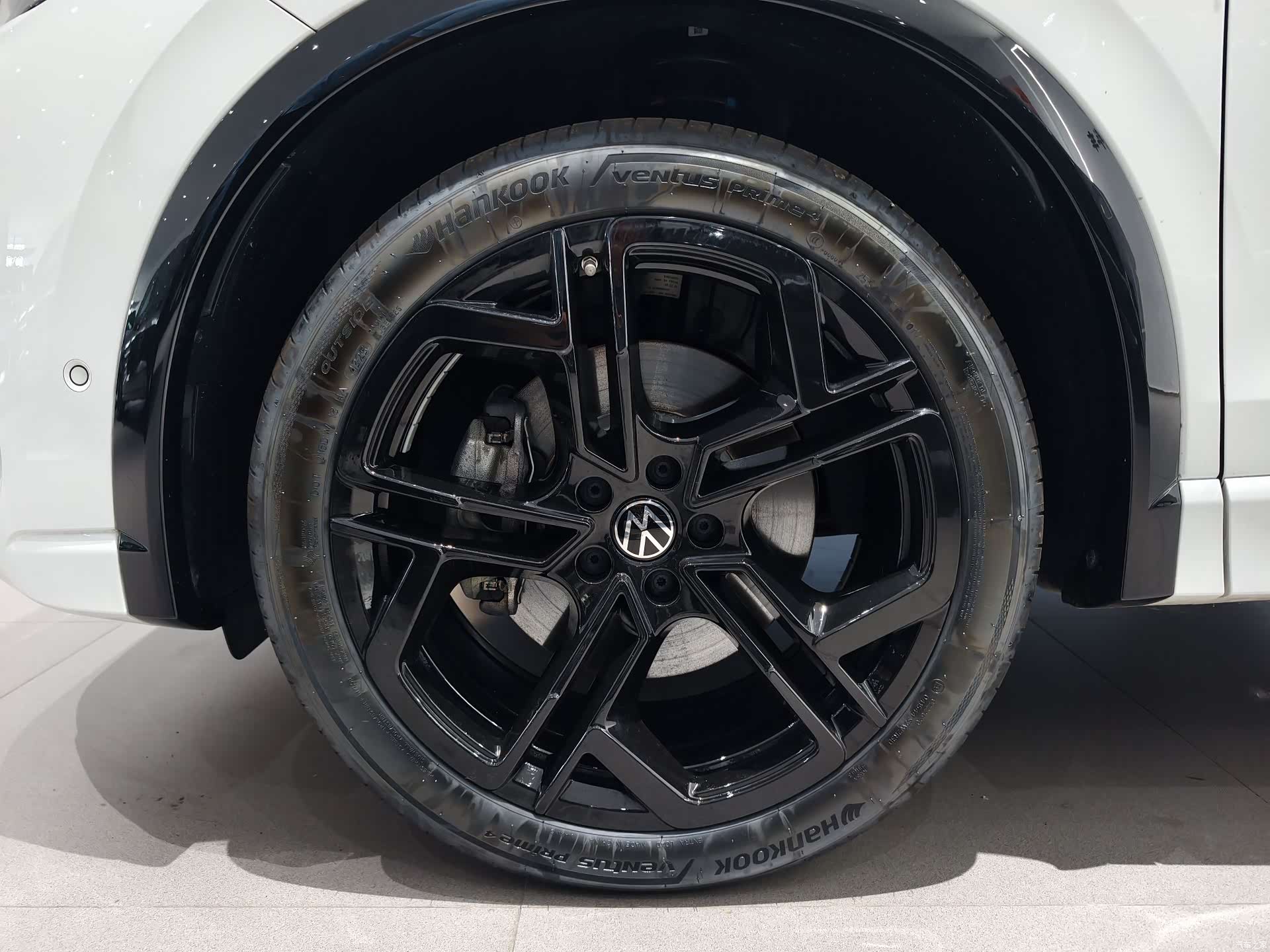 Volkswagen Tiguan L, 2026 19