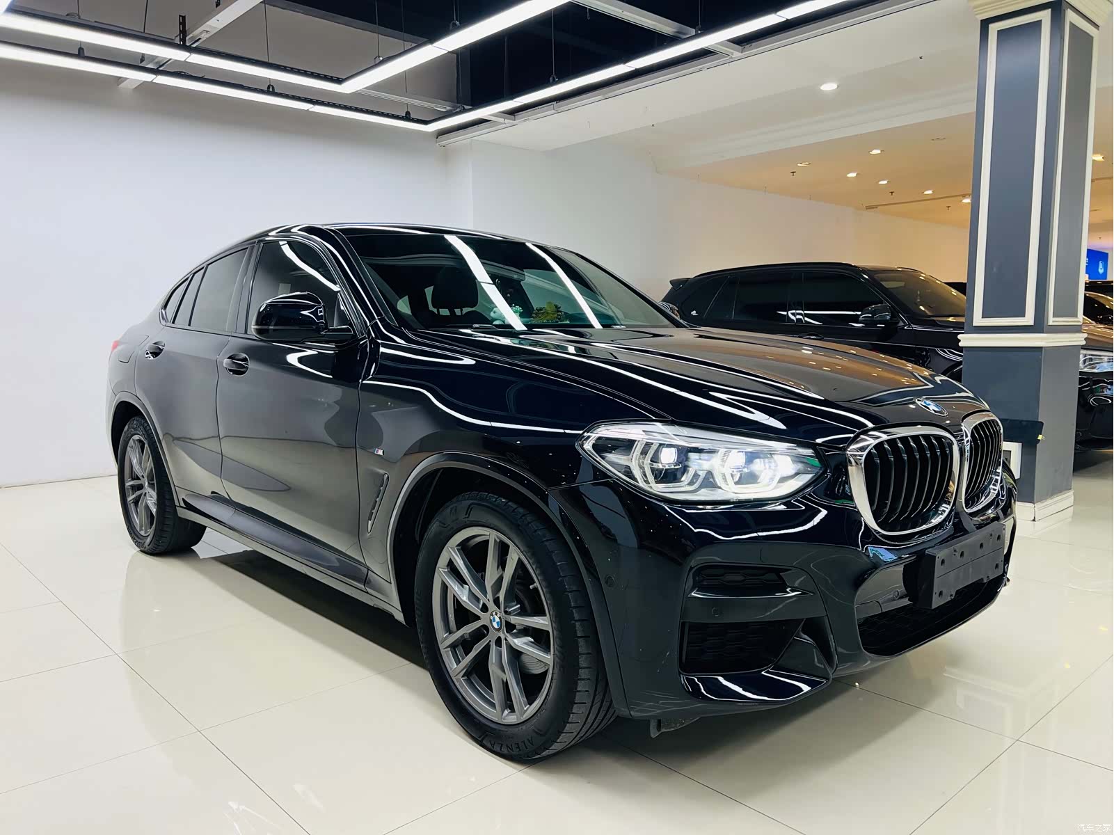 BMW X4, 2019 все фото